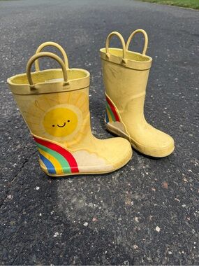 Cat & Jack Yellow Kids Rain Boots with Sun & Rainbow